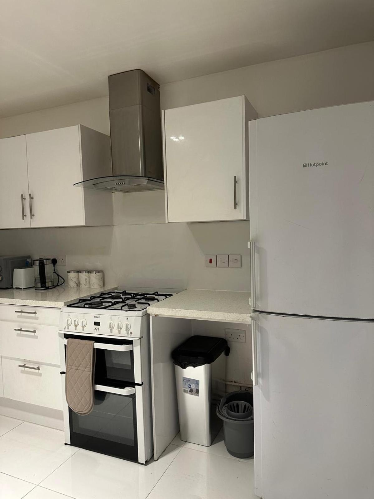 Apartment Stunning 3bedroom Flat In Bethnal Green- 3mins Away From Underground Station