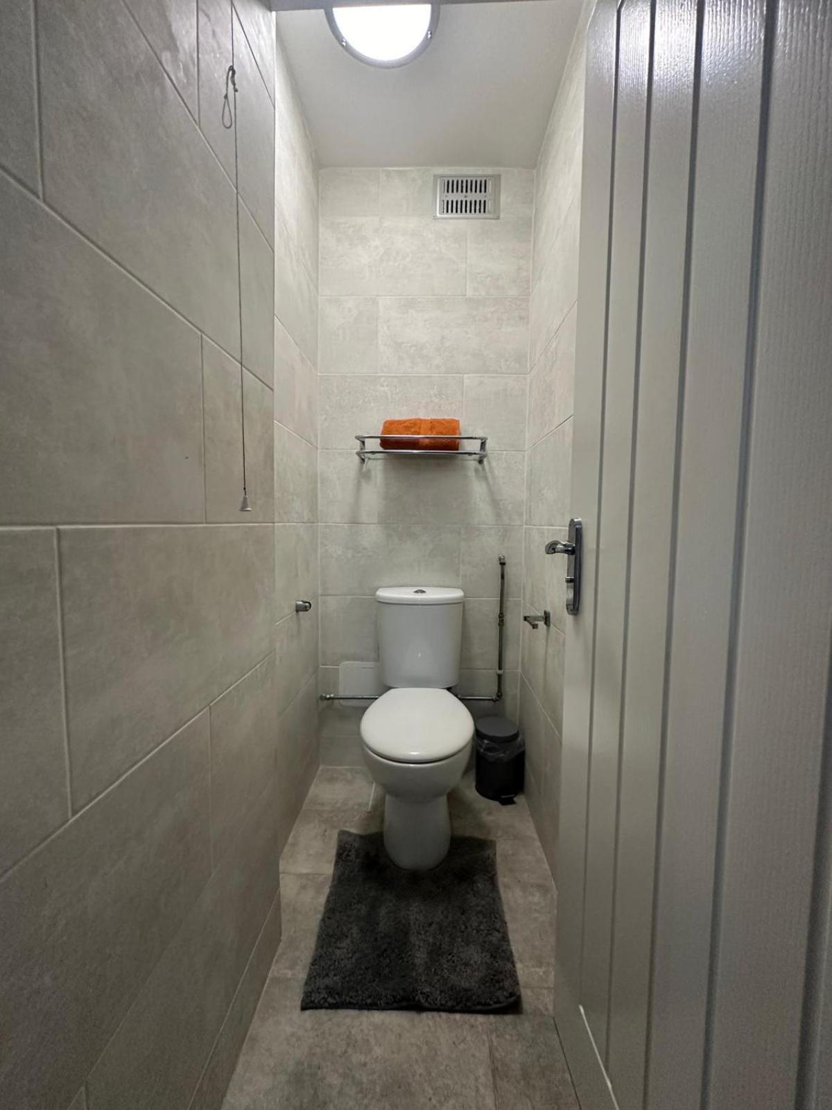 Stunning 3bedroom Flat In Bethnal Green- 3mins Away From Underground Station Apartment *