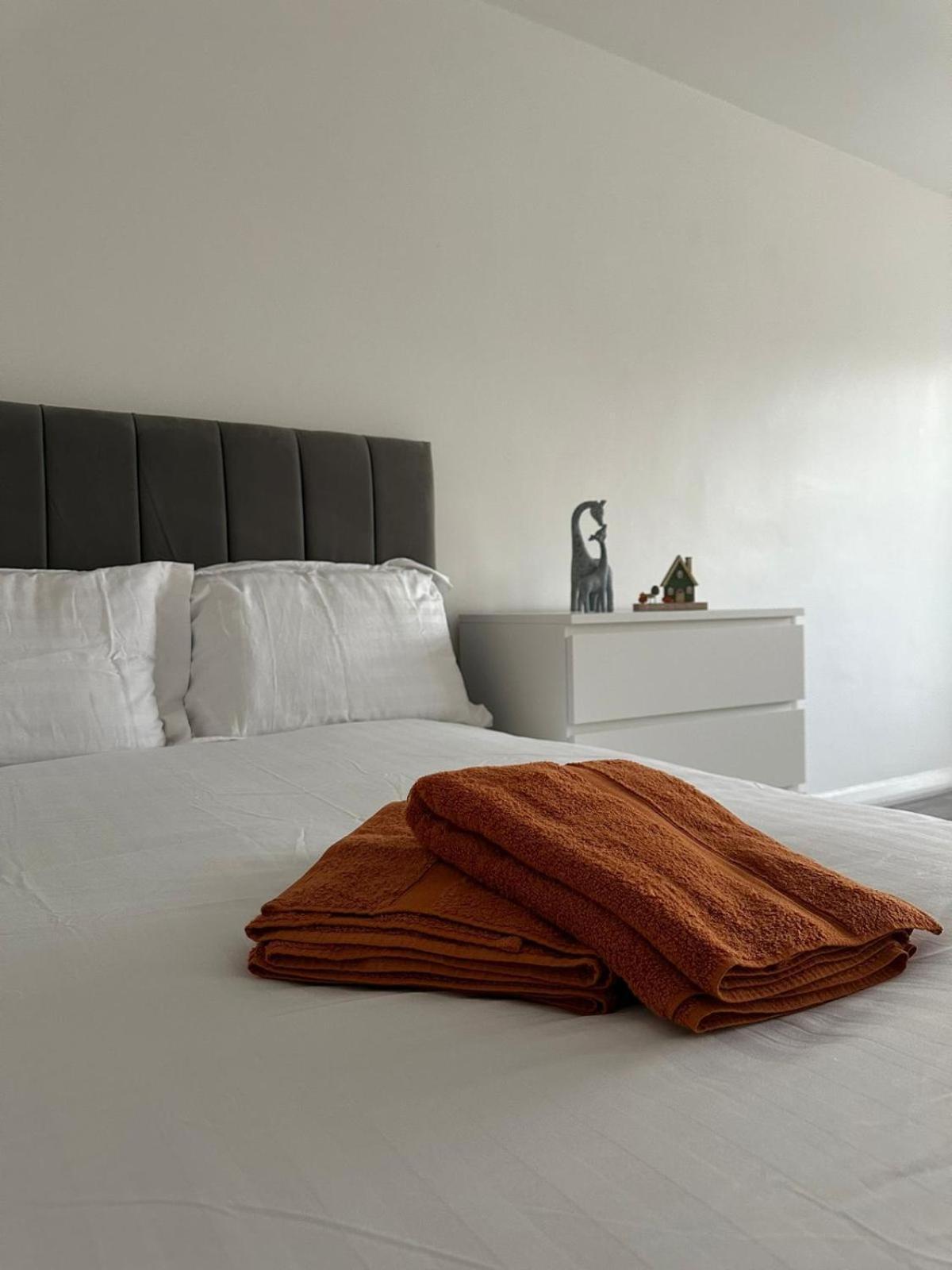 Appartamento Stunning 3bedroom Flat In Bethnal Green- 3mins Away From Underground Station *