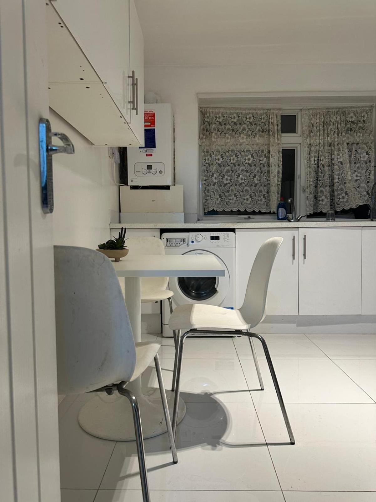 Stunning 3bedroom Flat In Bethnal Green- 3mins Away From Underground Station