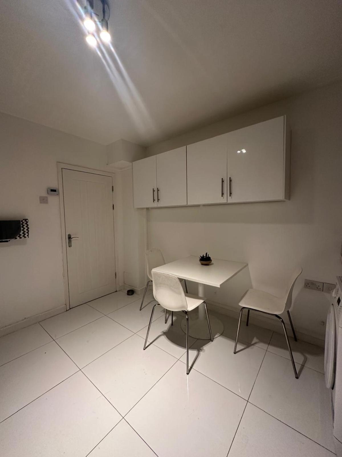 Stunning 3bedroom Flat In Bethnal Green- 3mins Away From Underground Station Appartamento